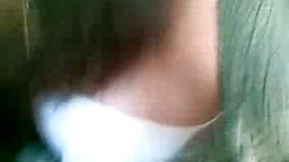 فریدا در طی عكس سكس الكسيس جستجوی خصوصی با یک سرباز صخره می کند