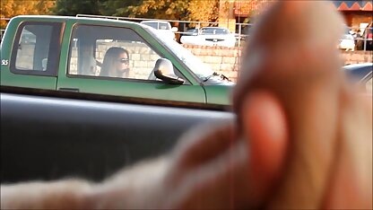پا بدون هیچ دلیلی فیلم سکس خارجی الکسیس انگشتان پا را لیس می کند