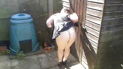 زیبایی ها تصاویرسکسی الکسیس گروهی از blowjob را به دوست خود دادند