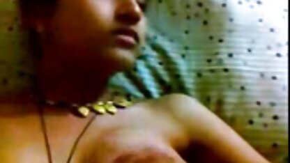 این عکسهای الکسیس سکسی 18 ساله با یک همسایه بی دردسر گرفتار شد